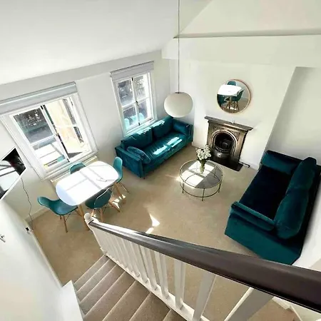 Fab Split Level Kensington Apartment London Exterior photo