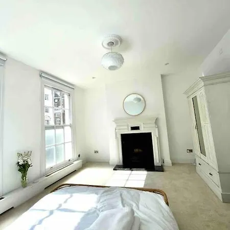 Fab Split Level Kensington Apartment London Exterior photo